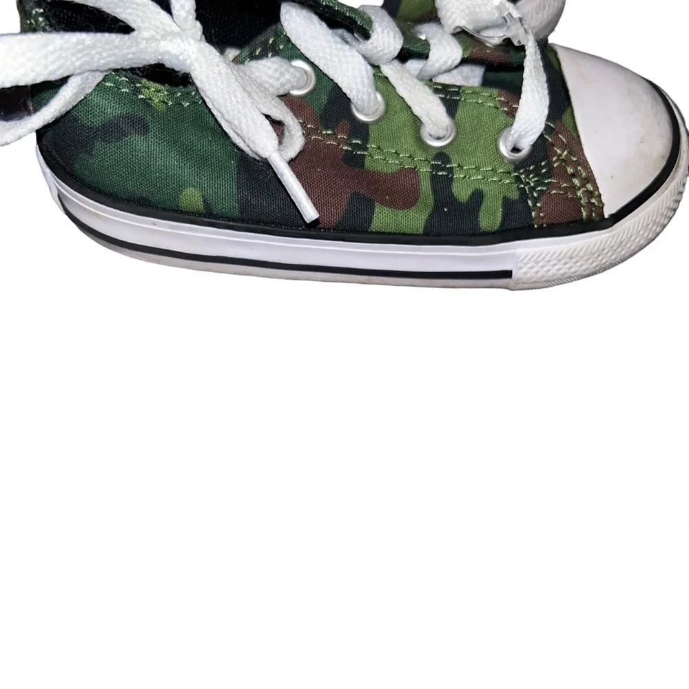 Kids converse all stars Camo military low top sneakers size 7 baby toddler